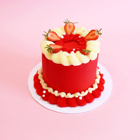 VEGAN Strawberry and Vanilla Cake (LONDON ONLY)